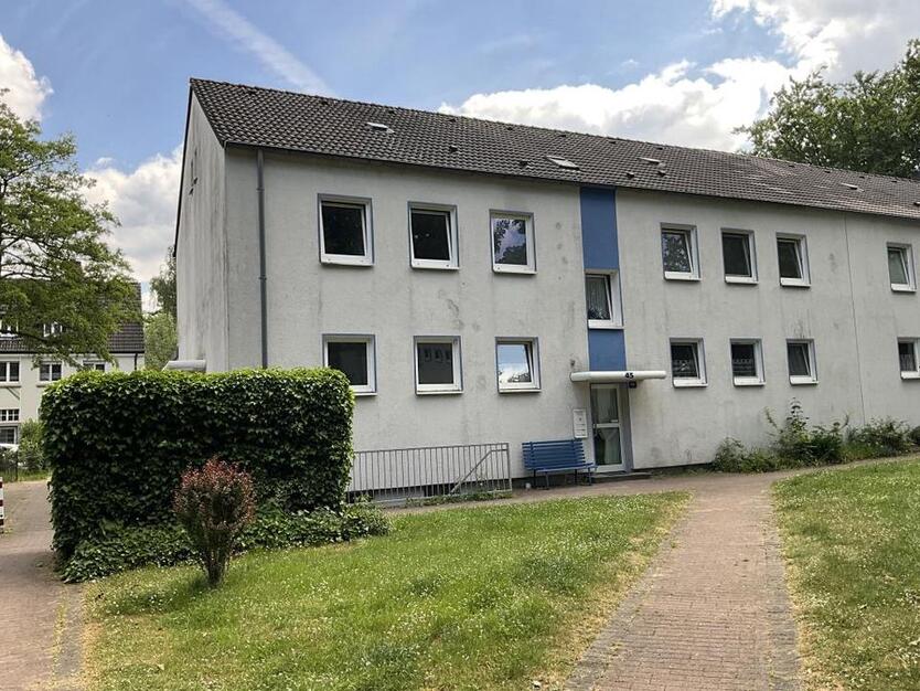 Nur das beste und alles vom feinsten - neues Bad, neue Türen, tapeziert u.v.m...