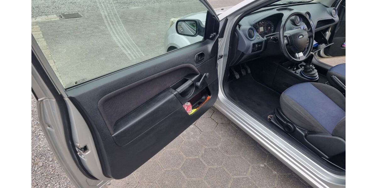 Ford Fiesta 171.591 km 2.190 &euro; Olfen 59399