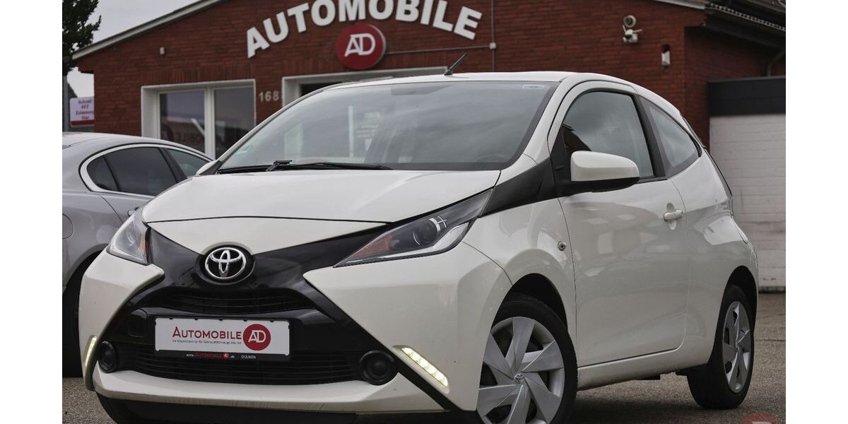 Toyota Aygo (X) 129.727 km 5.990 &euro; Dülmen 48249