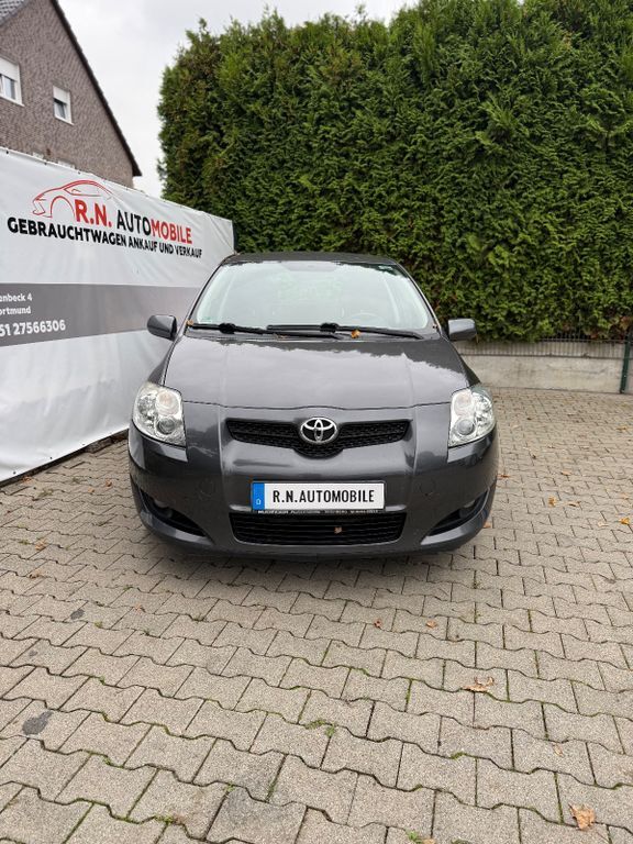 Toyota Auris 246.473 km 3.300 € Dortmund 44388