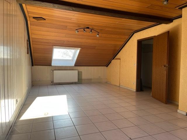 Reihenhaus Recklinghausen Berghausen - 7 Zimmer, 147 m&sup2;, 340.000&euro; | Angebot:25100024