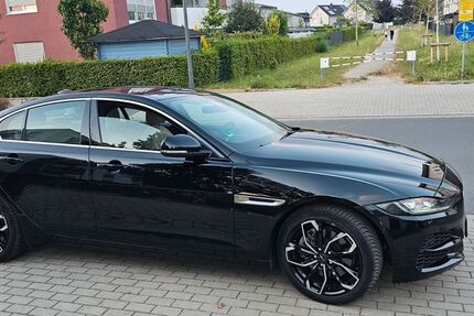 Jaguar XE 43.900 km 27.700 &euro; Dortmund 44339