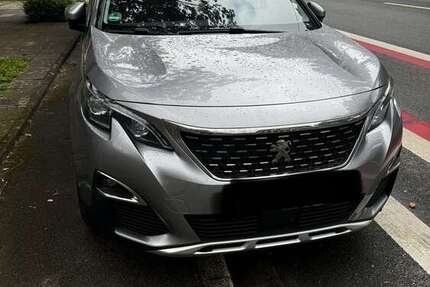 Peugeot 5008 135.000 km 13.000 &euro; Oberhausen 46119