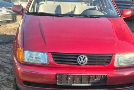 VW Polo 73.724 km 1.150 &euro; Lünen 44532
