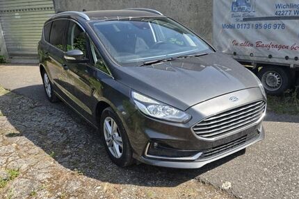 Ford S-Max 105.106 km 16.999 &euro; Gelsenkirchen 45899