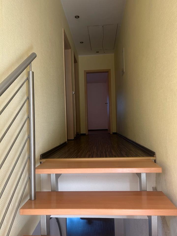 Haus mieten mit Gar4 Personen bevorzugt!!!&&.. zimmer