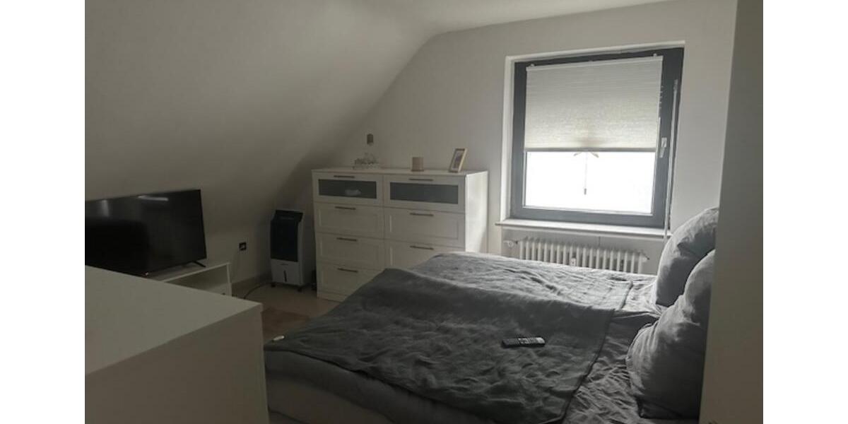 Dachgeschoßwohnung Oberhausen Biefang - 3 Zimmer, 78 m&sup2;, 645&euro; | Angebot:23784645
