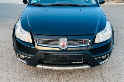 Fiat Sedici 170.000 km 2.500 &euro; Gelsenkirchen 45884