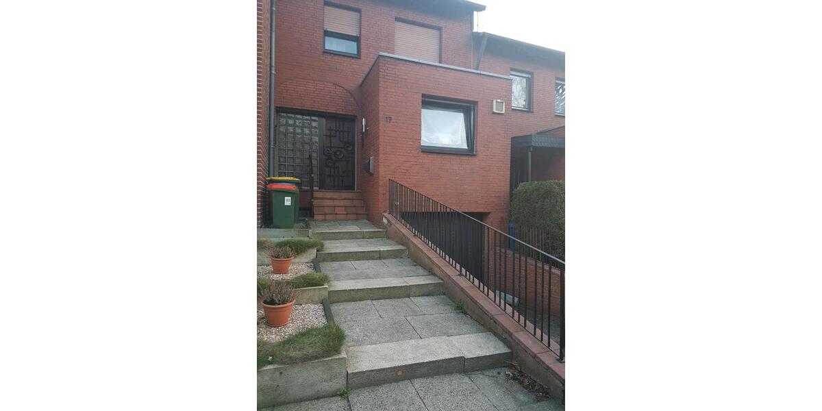 Reihenmittelhaus mit Garage und Garten in Südausrichtung 6 zimmer