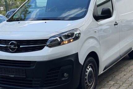 Opel Vivaro 132.110 km 13.799 &euro; Dortmund 44149