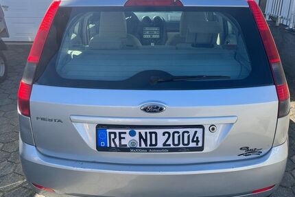 Ford Fiesta 180.000 km 2.200 &euro; Herten 45701