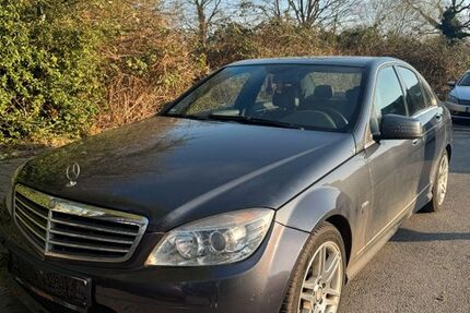 Mercedes-Benz C 250 200.070 km 2.700 &euro; Gelsenkirchen 45891