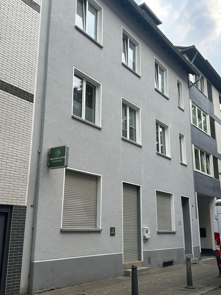 Attraktives Mehrfamilienhaus mit Büroflächen zimmer