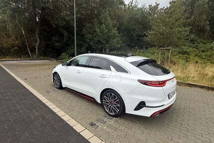 Kia pro ceed / ProCeed 62.500 km 23.999 &euro; Castrop - Rauxel 44579