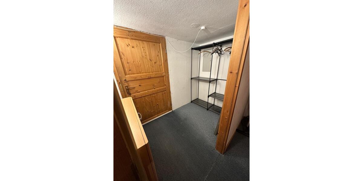 Dachgeschoßwohnung Dortmund Innenstadt West - 1 Zimmer, 50 m&sup2;, 410&euro; | Angebot:26250704