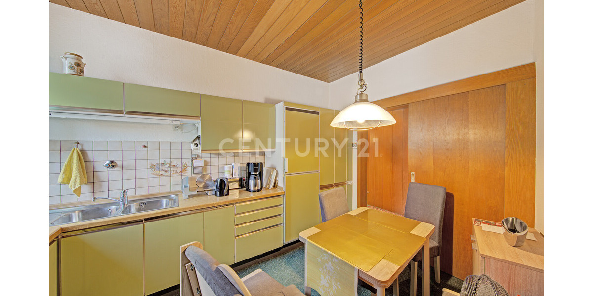 Aufgepasst! Entwicklungsfähiges Zinshaus mit angrenzendem Bau-Gewerbegrundstück - Mehrfamilienhaus, Wohnhaus Castrop-Rauxel Habinghorst Rauxel Habinghorst | Angebot:23544542