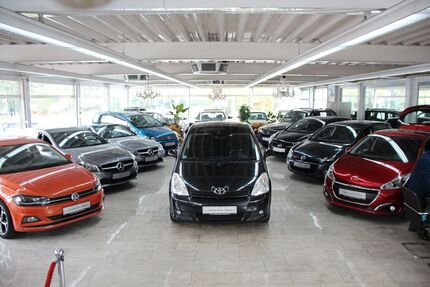 Toyota Corolla Verso 160.000 km 4.590 € Essen 45356