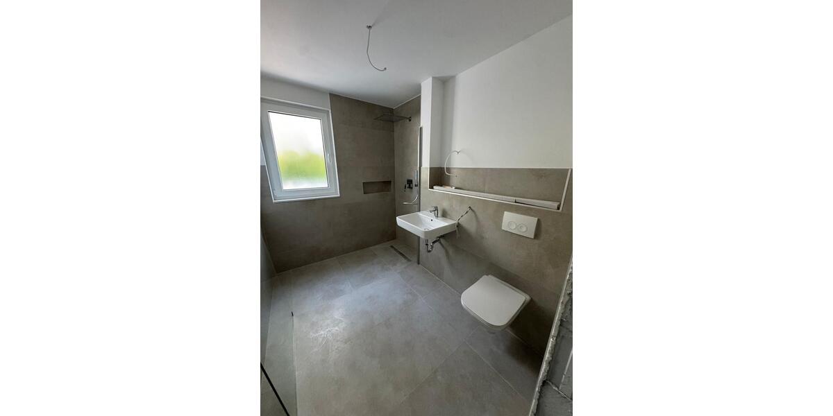Dachgeschoßwohnung Dortmund Scharnhorst - 4 Zimmer, 92 m&sup2;, 1.200&euro; | Angebot:26345295