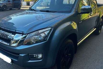 Isuzu D-Max 232.095 km 12.888 &euro; Dortmund 44269