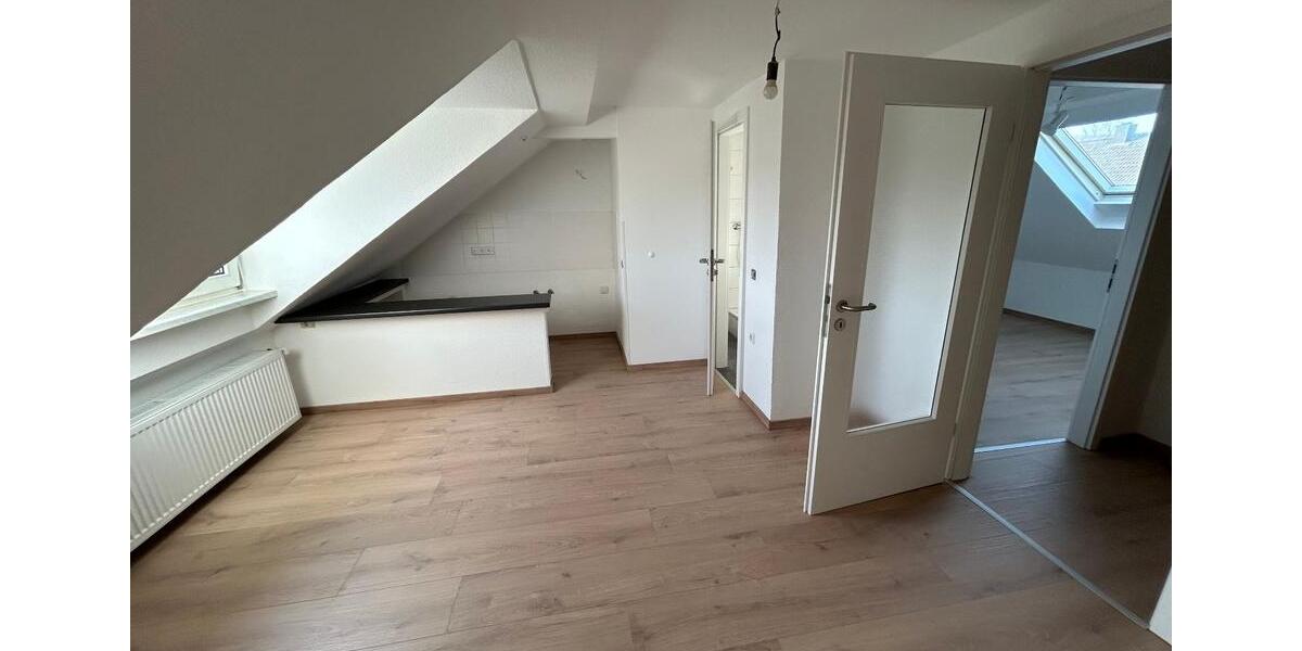 Dachgeschoßwohnung Witten Heven - 2 Zimmer, 29 m&sup2;, 270&euro; | Angebot:25448300