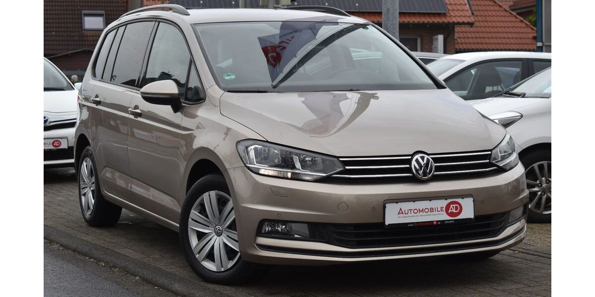 VW Touran 167.326 km 12.690 &euro; Dülmen 48249