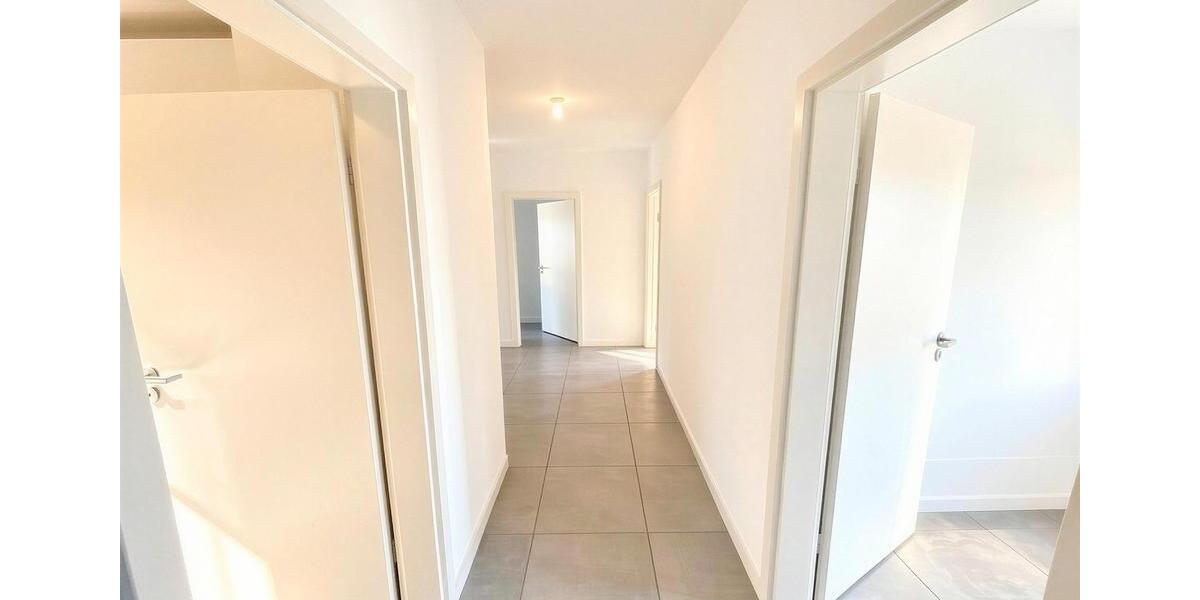 Dachgeschoßwohnung Oberhausen Alt-Oberhausen - 3 Zimmer, 96 m&sup2;, 1.100&euro; | Angebot:26361644