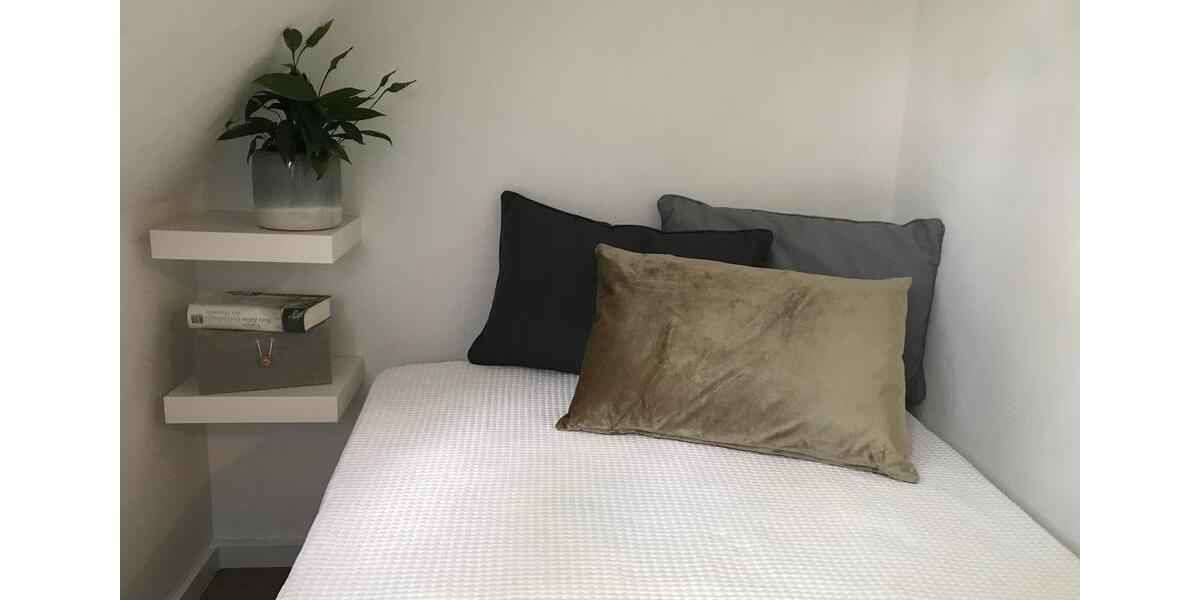 Dachgeschoßwohnung Witten Rüdinghausen - 1 Zimmer, 22 m&sup2;, 285&euro; | Angebot:25454148