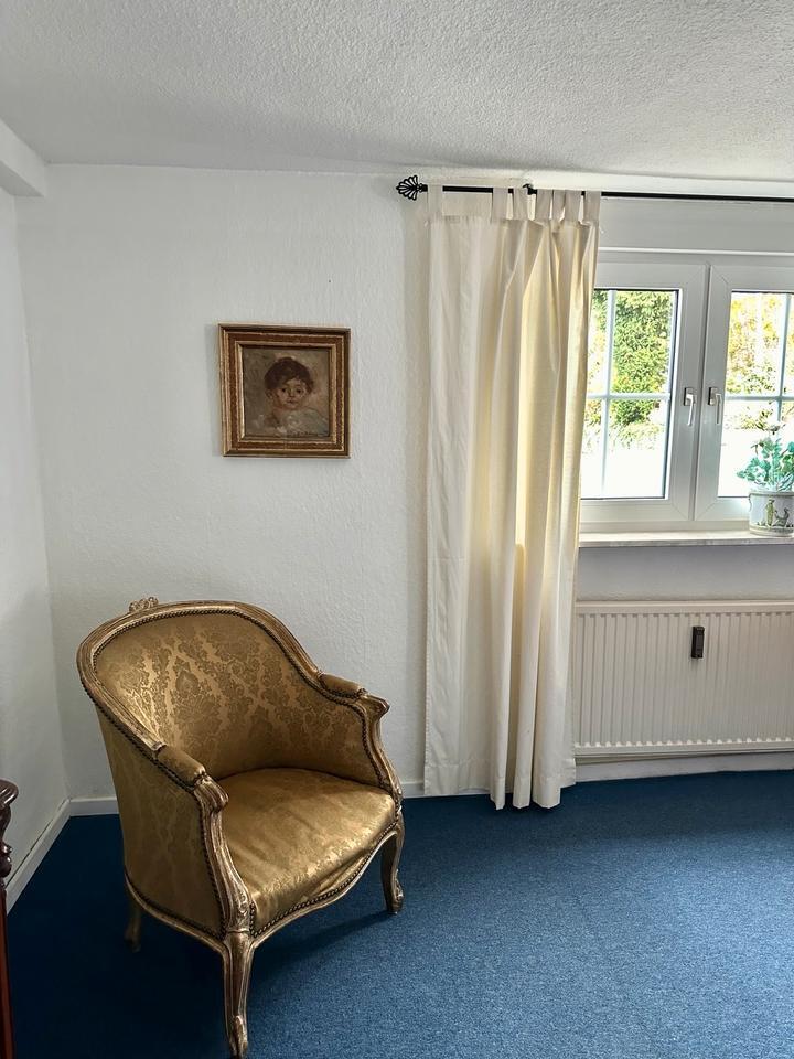 Charmantes denkmalgeschütztes Fachwerkhaus in Witten-Herbede zimmer