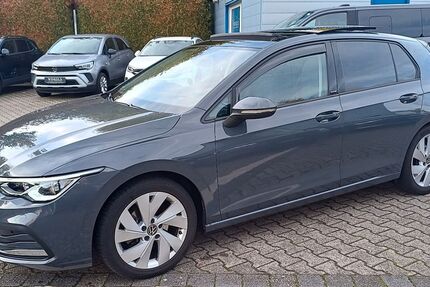 VW Golf 86.000 km 23.480 € Essen 45307