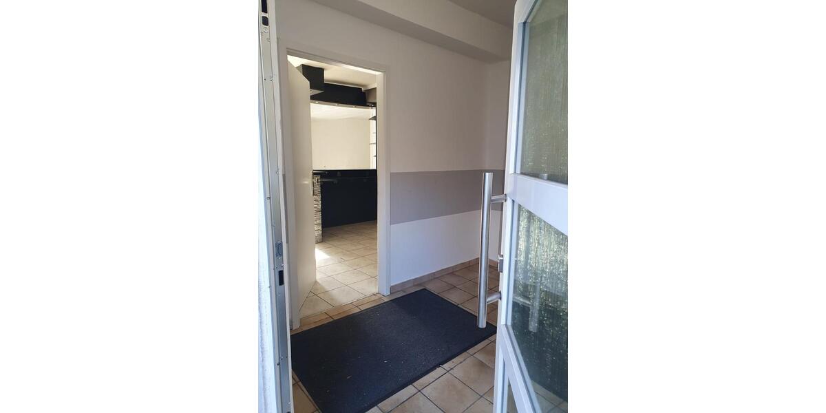 Erdgeschoßwohnung Oberhausen Rothebusch - 1 Zimmer, 50 m&sup2;, 330&euro; | Angebot:25131201