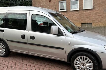 Opel Combo 83.730 km 3.600 € Reken 48734