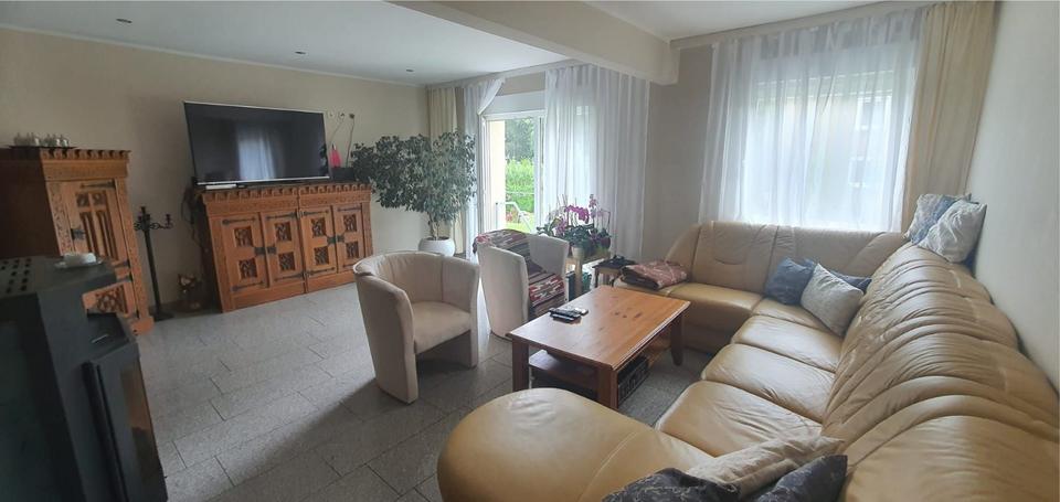 Hochparterre Dortmund Huckarde - 5 Zimmer, 110 m&sup2;, 1.350&euro; | Angebot:25106549