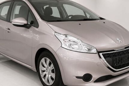 Peugeot 208 112.958 km 6.800 &euro; Recklinghausen 45661