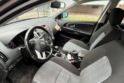 Kia ceed / Ceed 106.000 km 4.999 &euro; Oer-Erkenschwick 45739