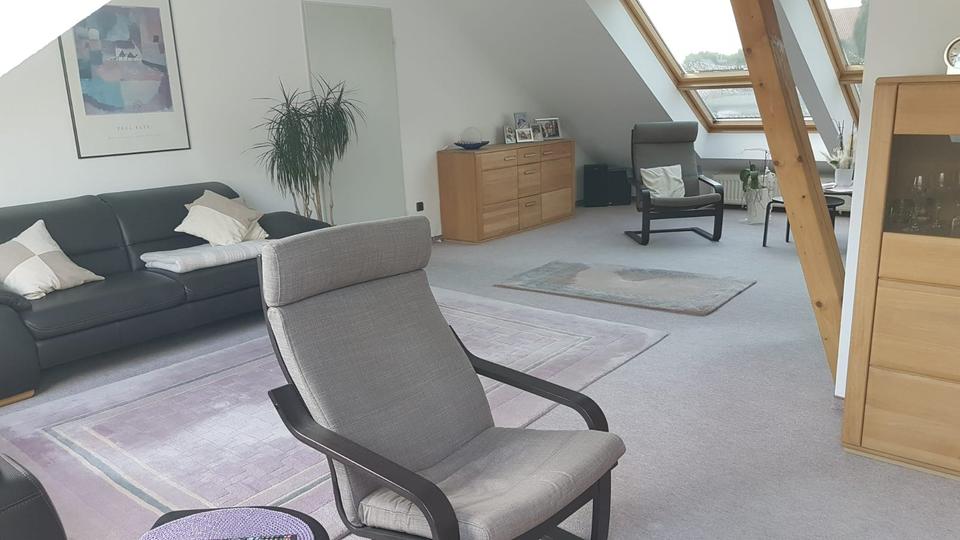 Dachgeschoßwohnung Recklinghausen Grullbad - 3.5 Zimmer, 150 m&sup2;, 995&euro; | Angebot:24382805