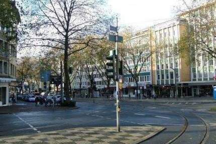 Mülheim-Mitte Einkaufspassage- Ladenlokal ehemaliger Lebensmittelbetrieb mit Untergeschossen als Lagerflächen 1 zimmer