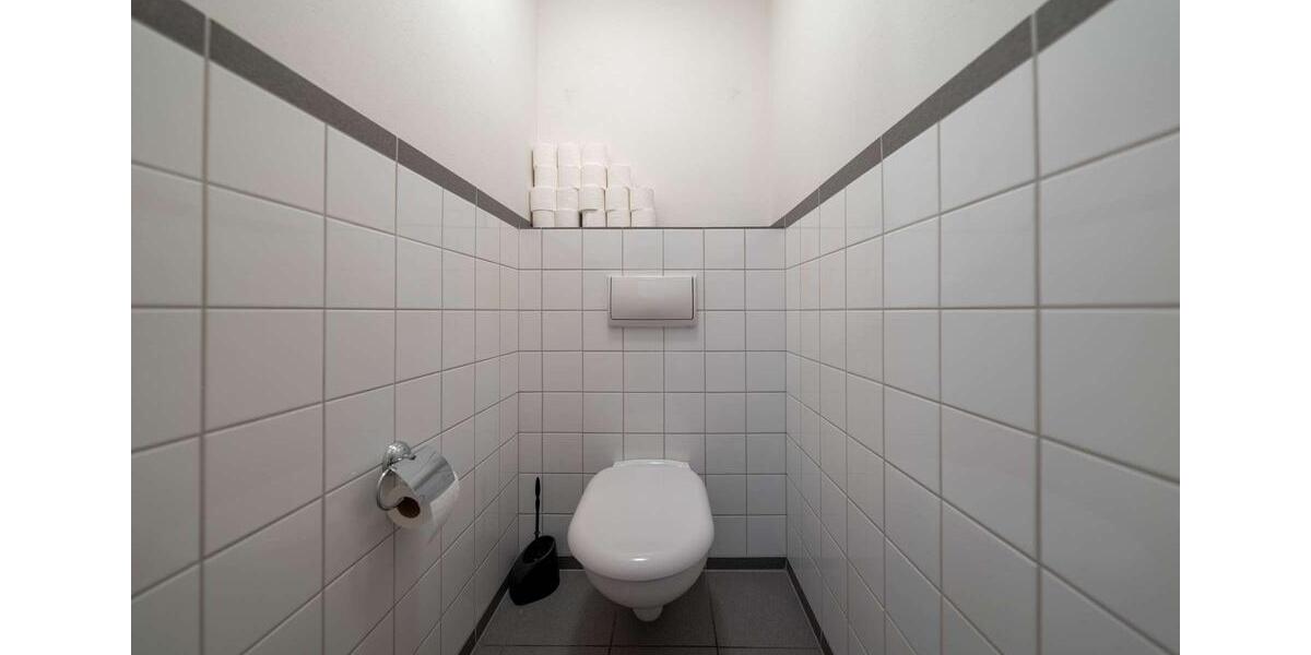 Moderne ca. 140 m² große Bürofläche in verkehrsgünstiger Lage von Südkirchen zimmer