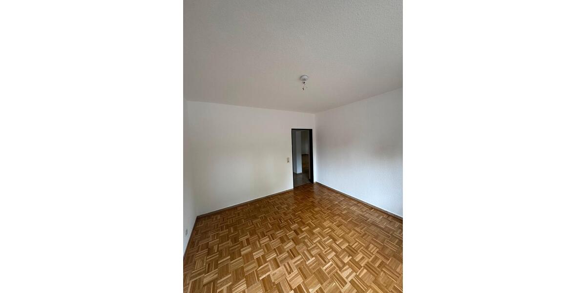 Erdgeschoßwohnung Recklinghausen - 3 Zimmer, 79 m&sup2;, 590&euro; | Angebot:26335944