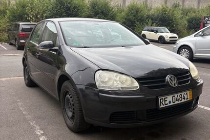 VW Golf 115.986 km 2.300 &euro; Recklinghausen 45661