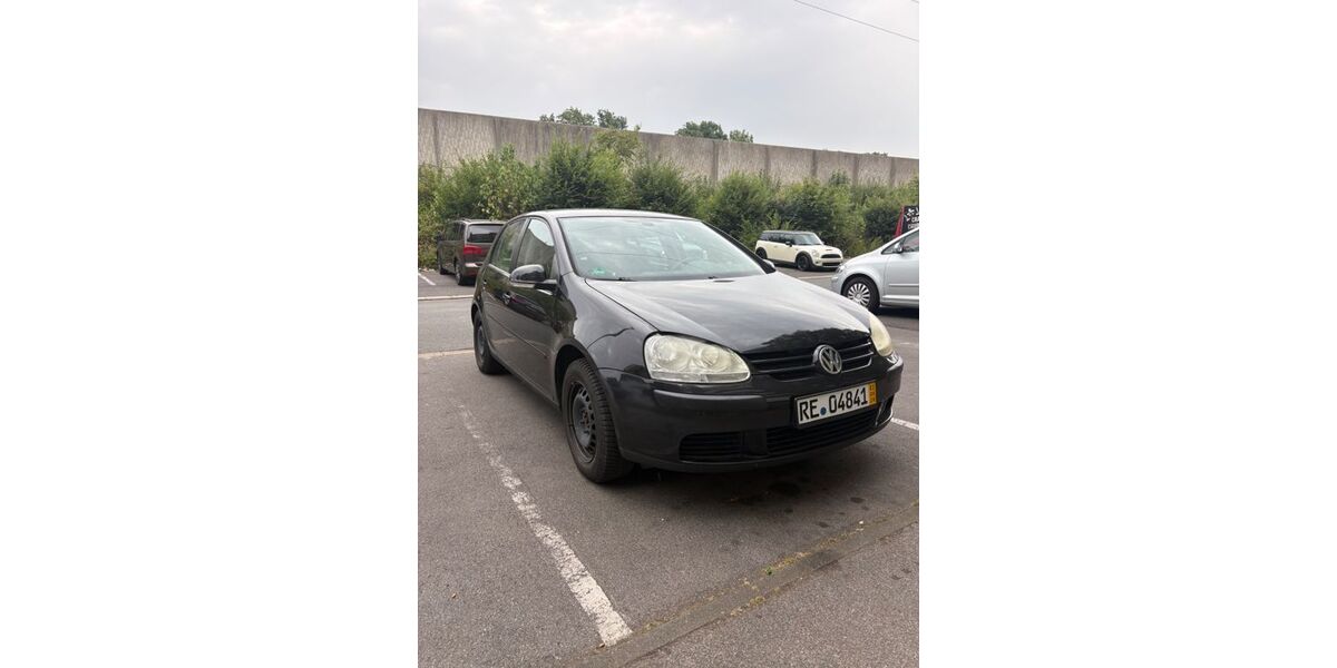 VW Golf 115.986 km 2.300 &euro; Recklinghausen 45661