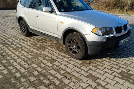 BMW X3 225.000 km 3.999 &euro; Marl 45770