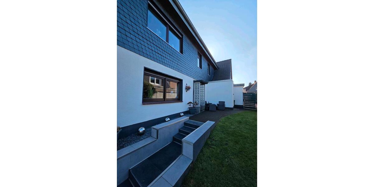 Einfamilienhaus Bochum Günnigfeld - 10 Zimmer, 242 m&sup2;, 649.000&euro; | Angebot:27075113