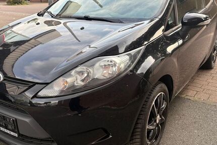 Ford Fiesta 90.200 km 3.700 € Reken 48734