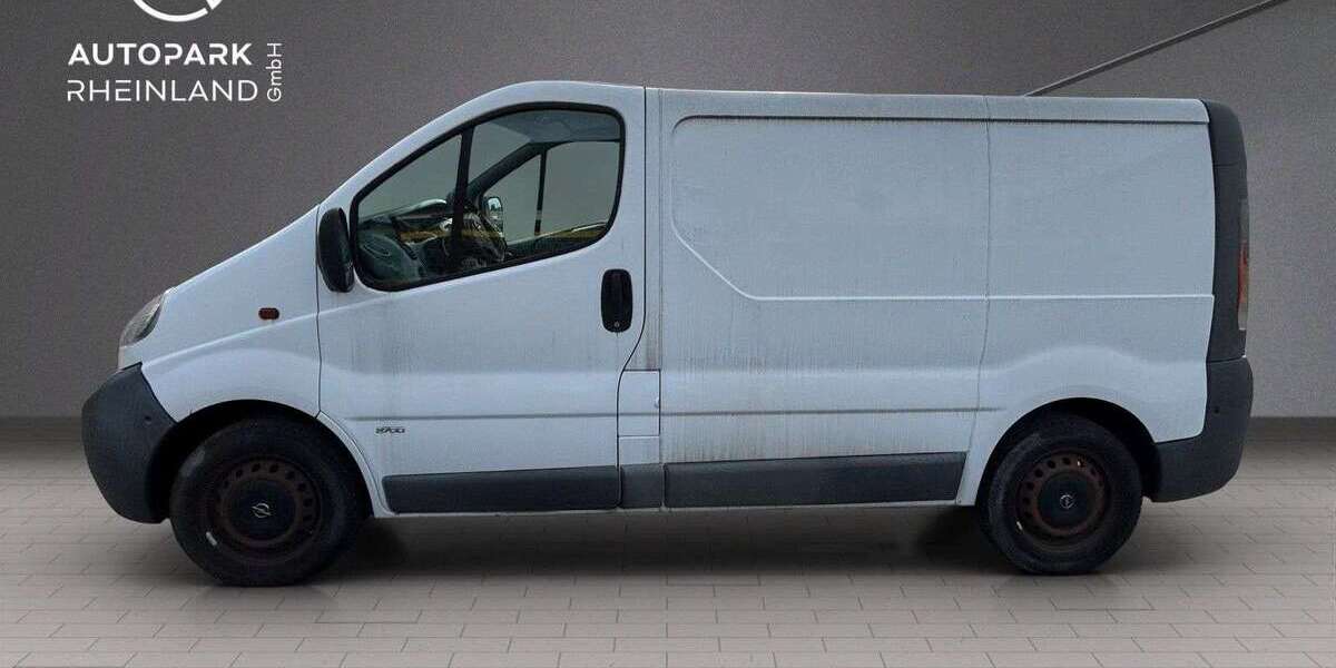 Opel Vivaro 193.210 km 1.990 &euro; Bochum 44866