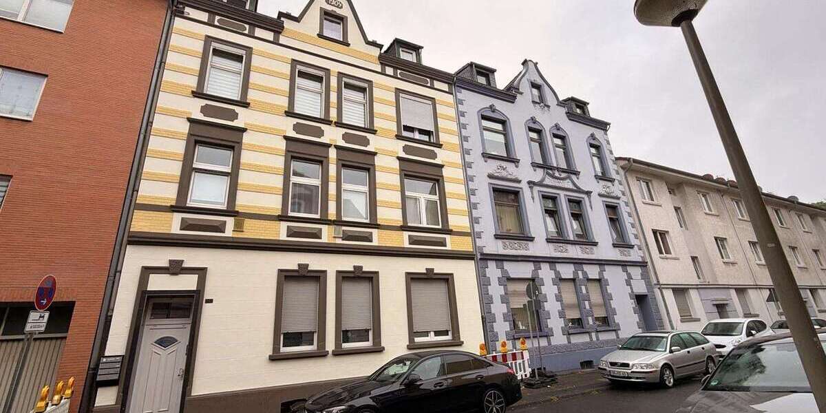 Großzügige 3,5-Zimmer-Wohnung im 1. Obergeschoss in zentraler Lage von Alt-Oberhausen - Etagenwohnung Oberhausen | Angebot:27093549