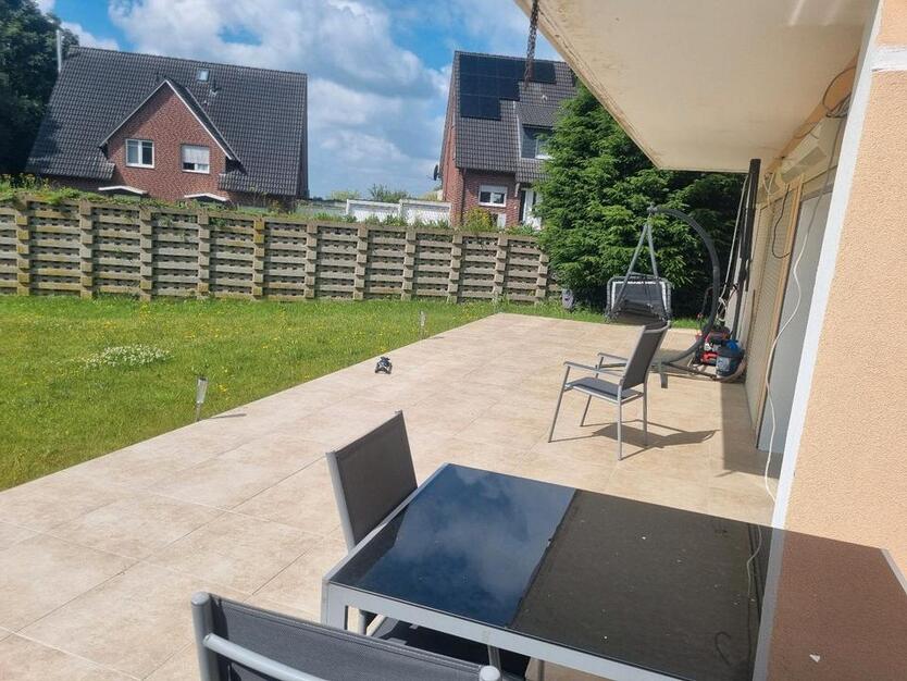 Haus mit Einliegerwohnung, Garage,Blick ins Grüne, Super Lage, zimmer