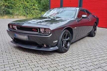 Dodge Challenger 90.000 km 21.000 &euro; Reken 48734