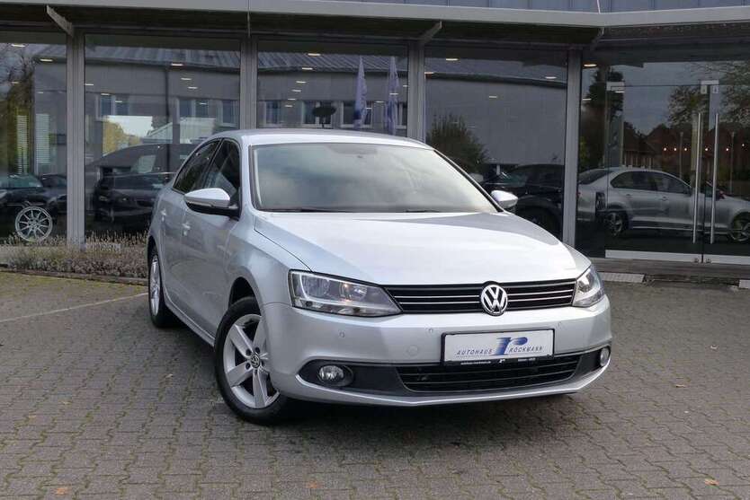 VW Jetta 192.885 km 7.690 € Dülmen 48249