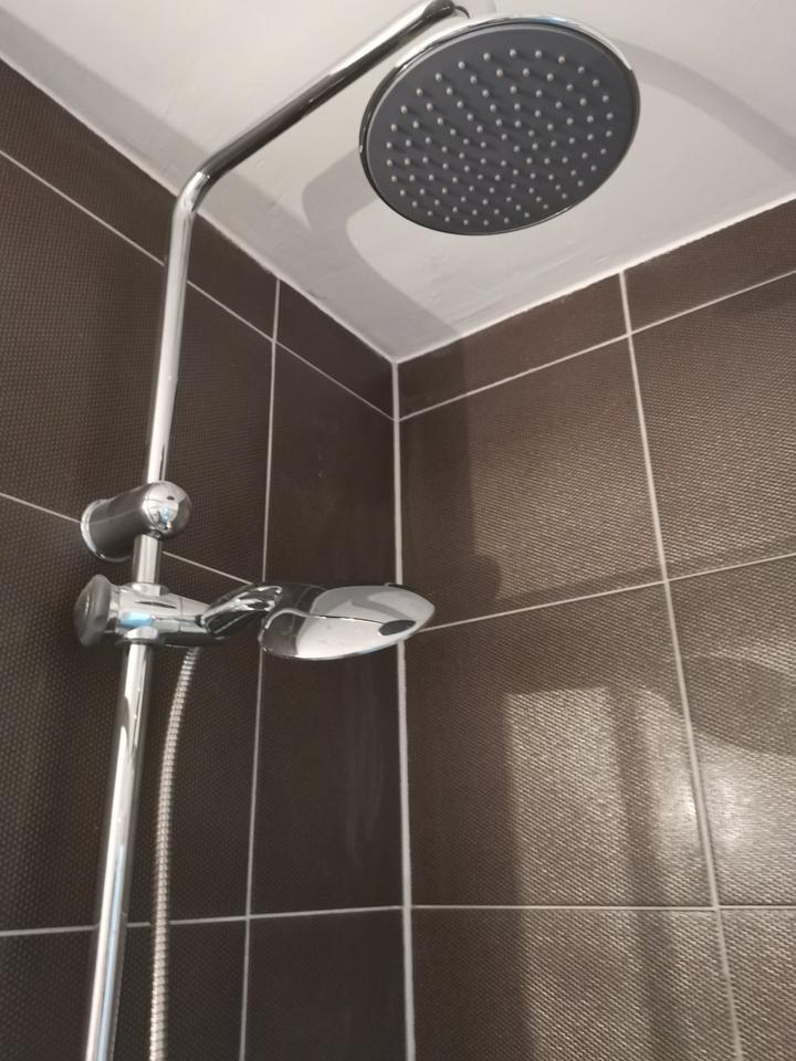 Helle 1,5-Zimmer-Wohnung Nähe Rathausgalerie – zentral&uni-nah zimmer