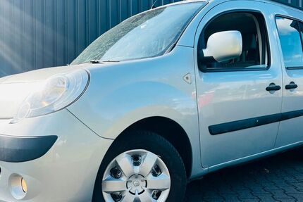 Renault Kangoo 175.000 km 1.950 &euro; Bottrop 46242